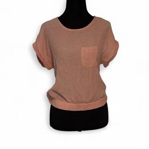 Lily White Peach Short Sleeve Top